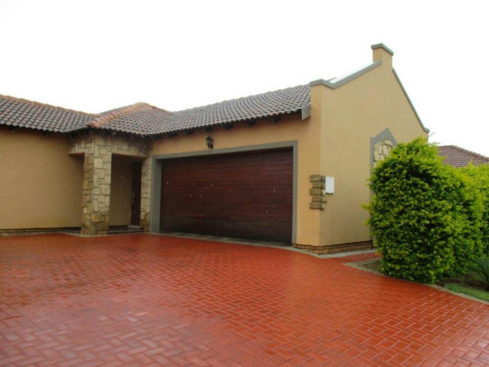 Cluster to rent in Hughes - ENL1750120 Cluster to rent in Hughes - ENL1750120