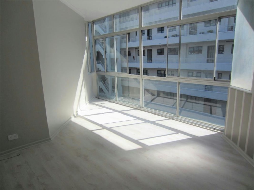 Bachelor apartment let in Sea Point - ASL1682039 Bachelor apartment let in Sea Point - ASL1682039