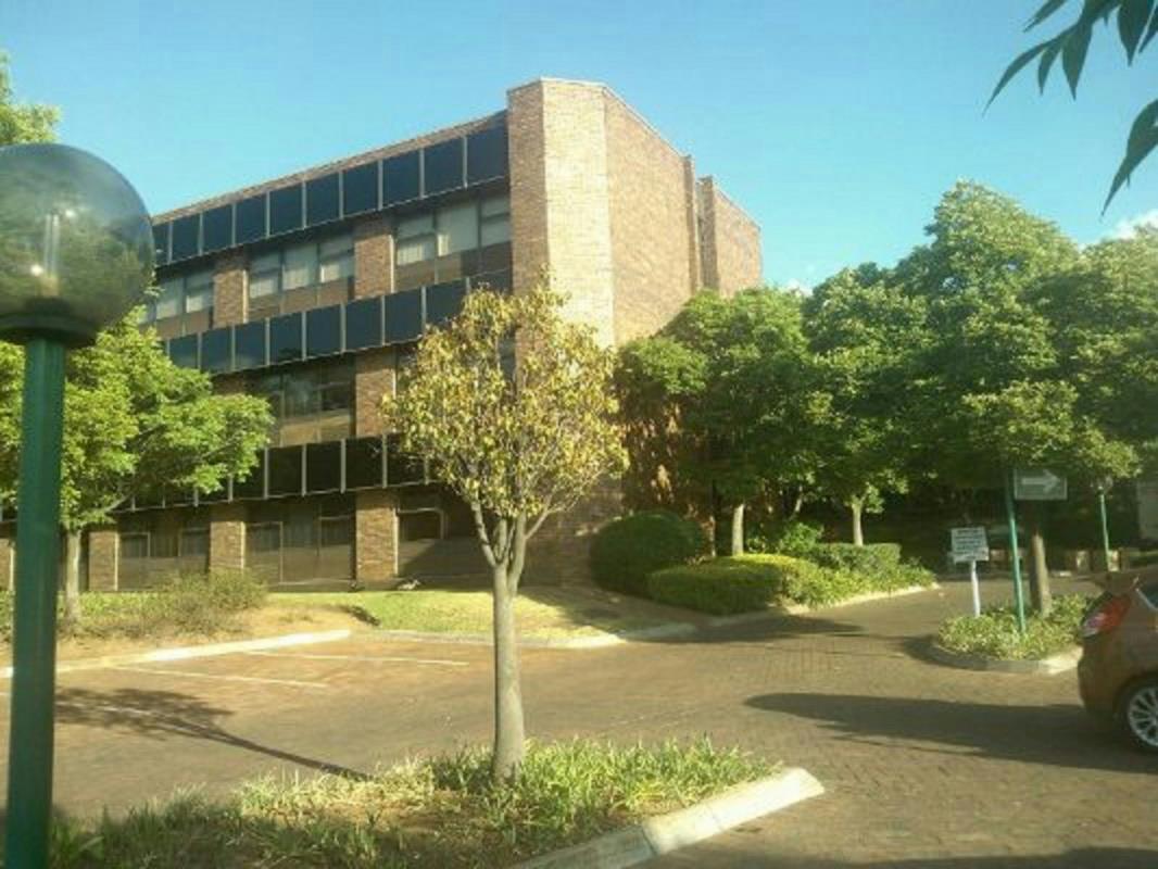 Commercial office to rent in Ormonde - 1GV1724931