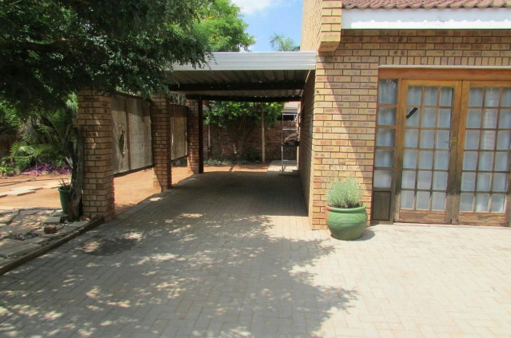 House to rent in Roylglen - 1KJ1747611 House to rent in Roylglen - 1KJ1747611