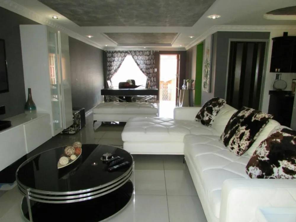 Townhouse for sale in Tzaneen, Limpopo Province - 1TA1735336
