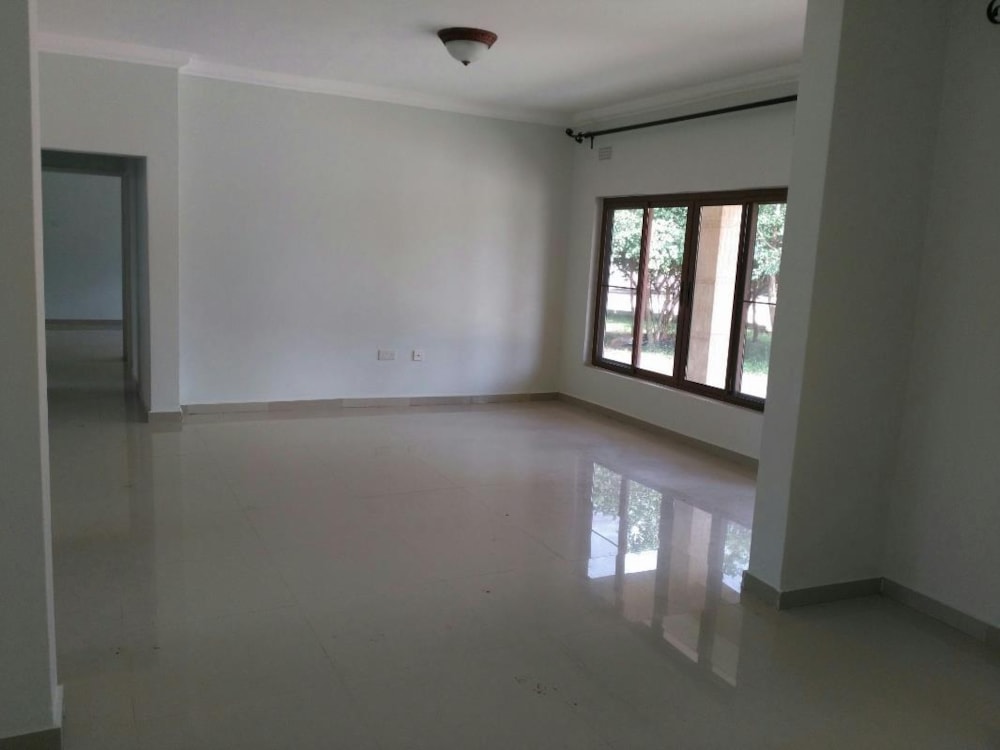 Apartment to rent in Leopards Hill, Zambia - 3ZA1696088 Apartment to rent in Leopards Hill, Zambia - 3ZA1696088