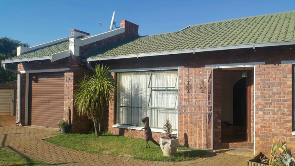House let in Uitsig, Bloemfontein - 1BX1682793 House let in Uitsig, Bloemfontein - 1BX1682793