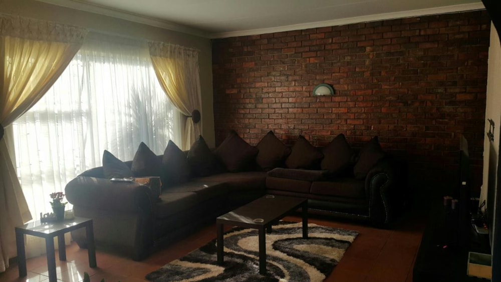 House to rent in Uitsig, Bloemfontein - 1BX1741704