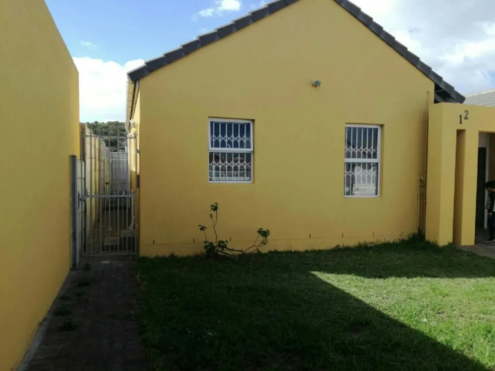 House to rent in Rocklands, Mitchells Plain - 1MN1754983 House to rent in Rocklands, Mitchells Plain - 1MN1754983