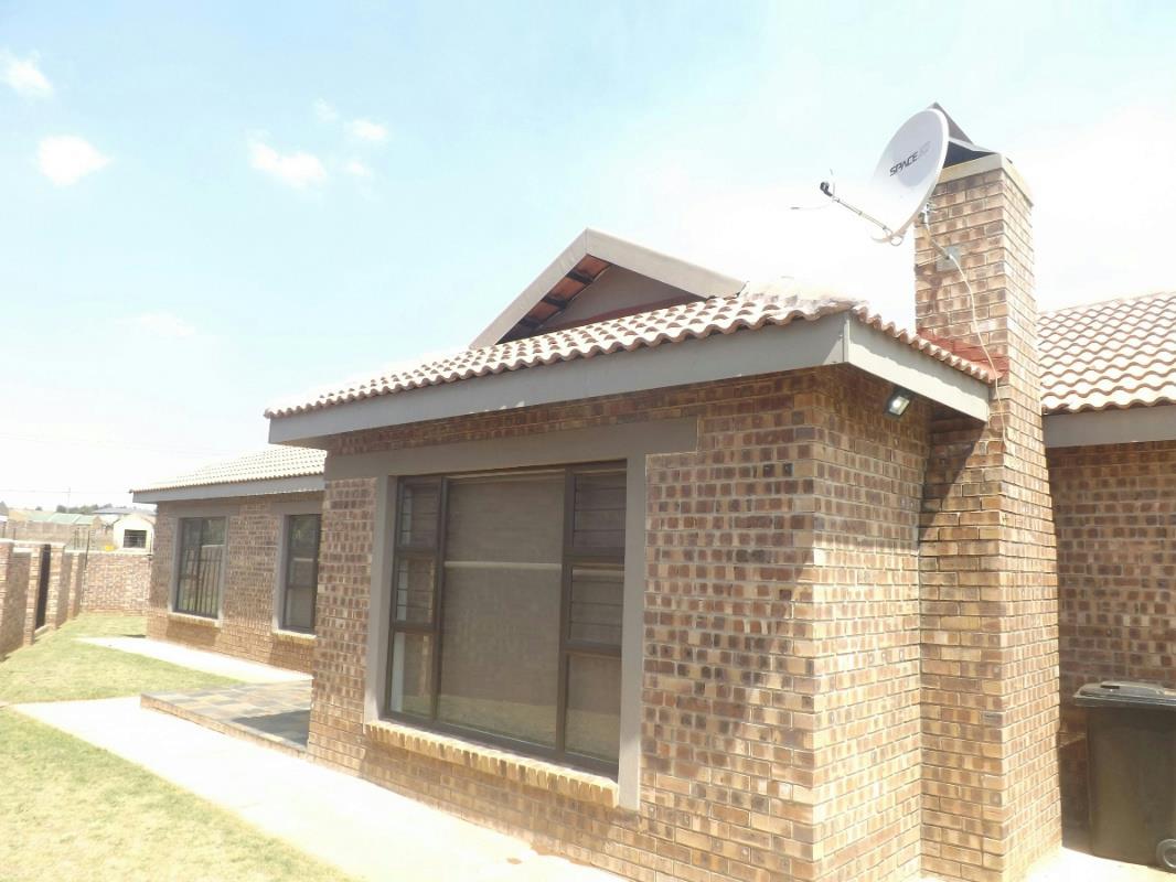 Townhouse for sale in Belfast - 1DS1717842