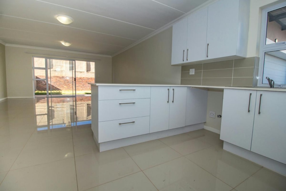 Townhouse for sale in Eagle Canyon Golf Estate - RAN1736563