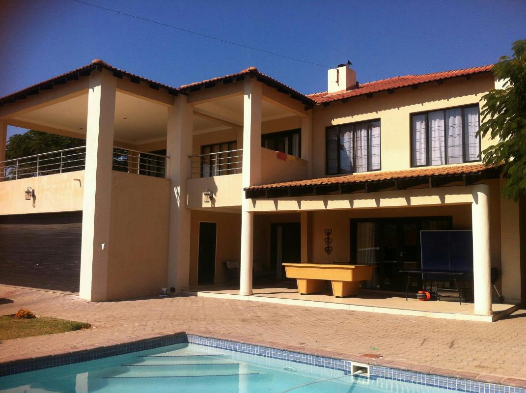 Double-storey house to rent in Phakalane, Botswana - 3BO1715314
