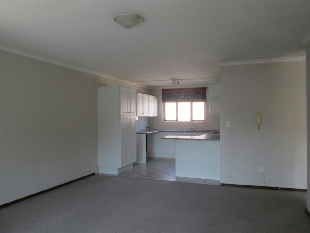 Apartment to rent in Greenside, Johannesburg - RAL1676636
