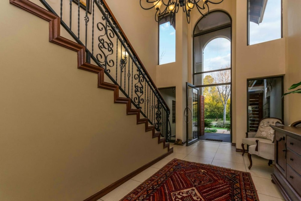 Double-storey house for sale in Pecanwood - 1HR1710989 Double-storey house for sale in Pecanwood - 1HR1710989