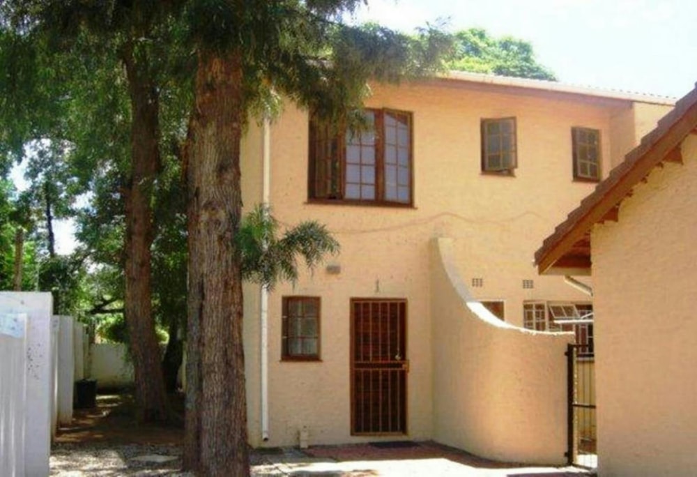 Townhouse to rent in Village, Botswana - 3BO1743046 Townhouse to rent in Village, Botswana - 3BO1743046
