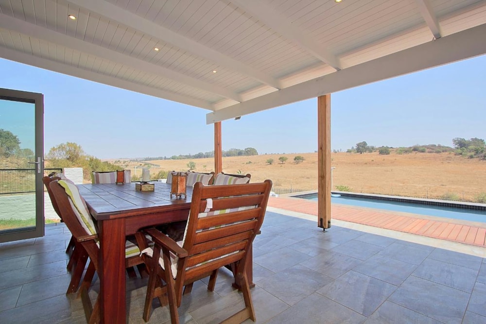 Double-storey house for sale in Copperleaf - 1CU1727081
