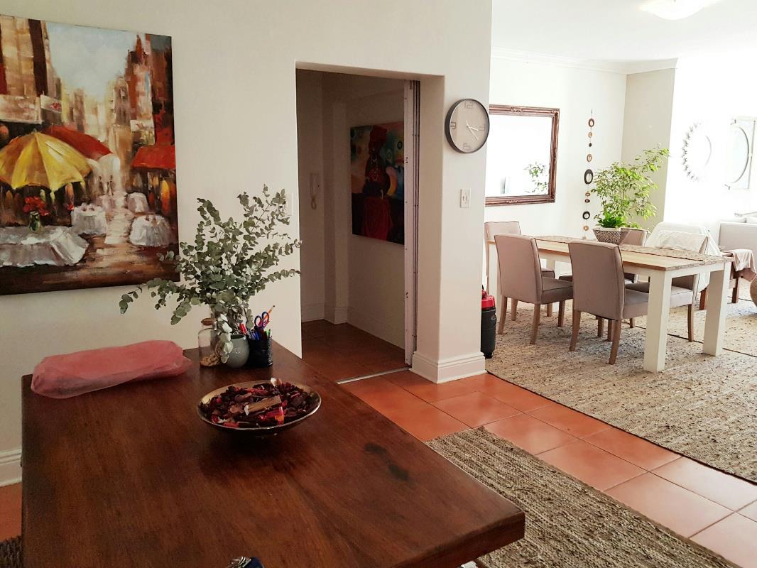 Garden apartment to rent in Parkview - JBL1724947