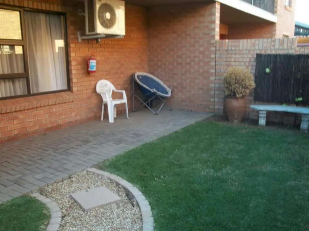 Townhouse let in Langenhovenpark - 1BX1719651 Townhouse let in Langenhovenpark - 1BX1719651