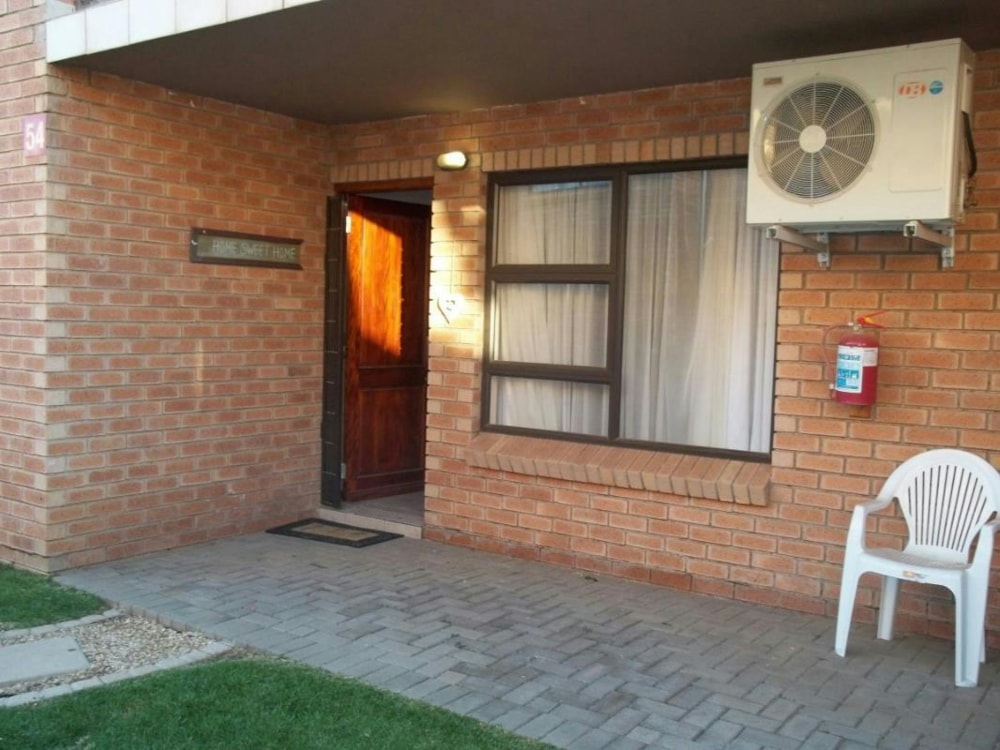 Townhouse to rent in Spitskop - 1BX1719651 Townhouse to rent in Spitskop - 1BX1719651