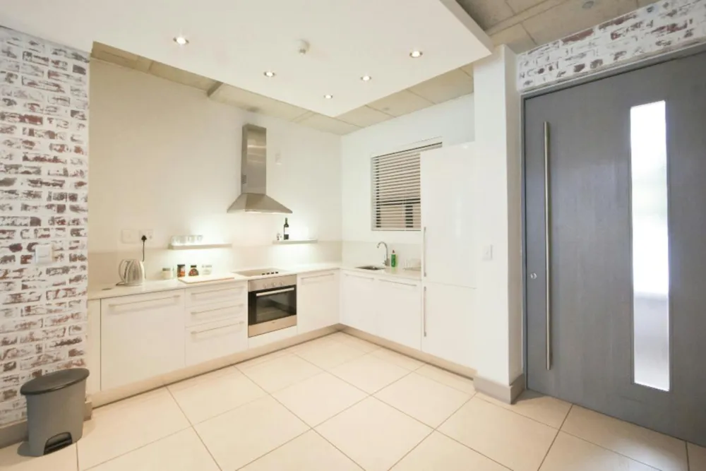 Loft let in Melrose Arch - JBL1724518