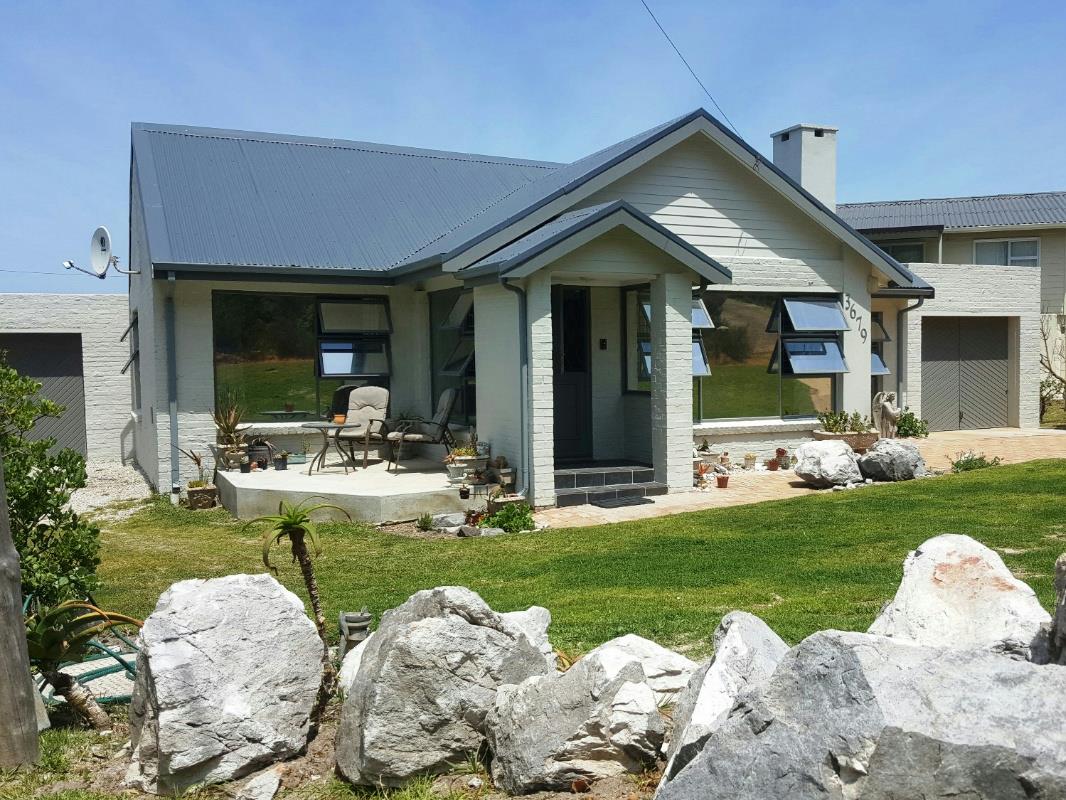 Single-storey house for sale in Bettys Bay - KN1735793