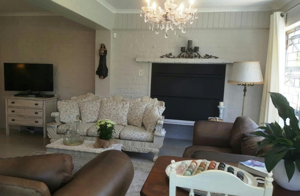 Single-storey house for sale in Bettys Bay - KN1735793