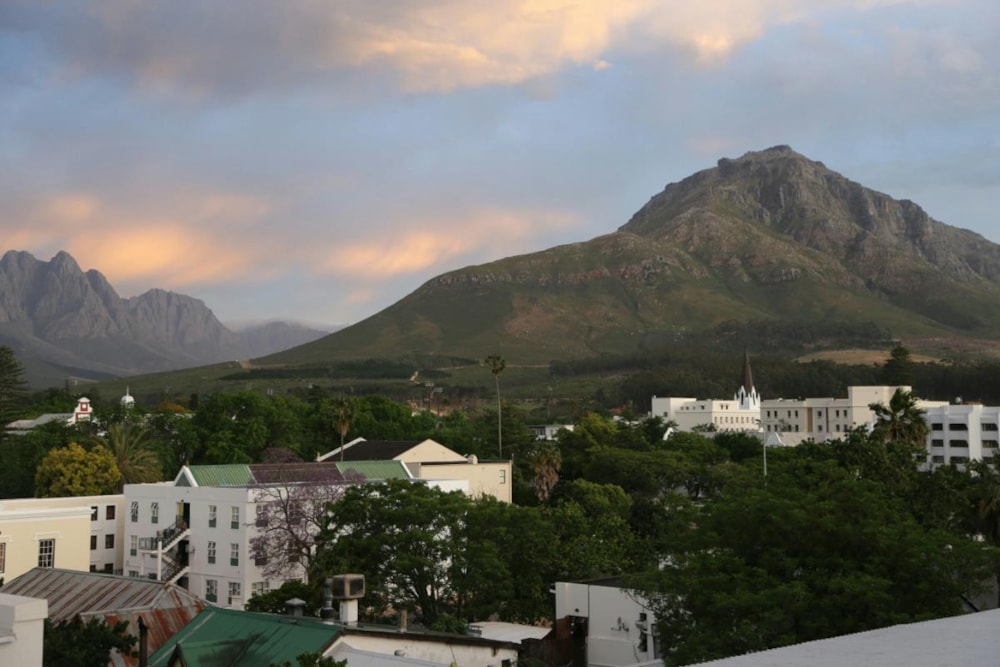 Apartment to rent in Stellenbosch Central - STL1750993 Apartment to rent in Stellenbosch Central - STL1750993