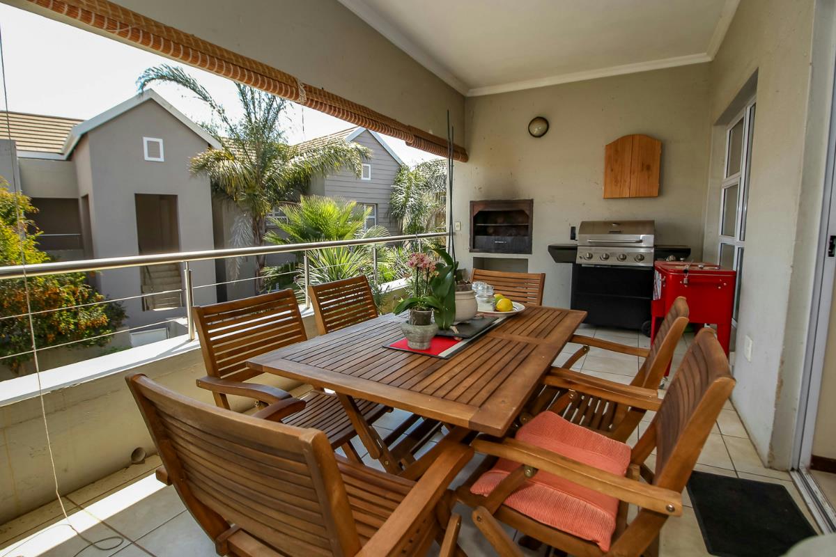 Apartment let in Eagle Canyon Golf Estate - RAL1738348