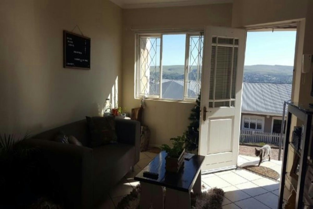 Security complex home to rent in Kingswood - 1GC1734225