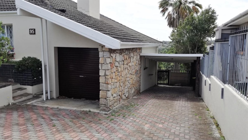 House for sale in Newton Park - 1PLZ1714898