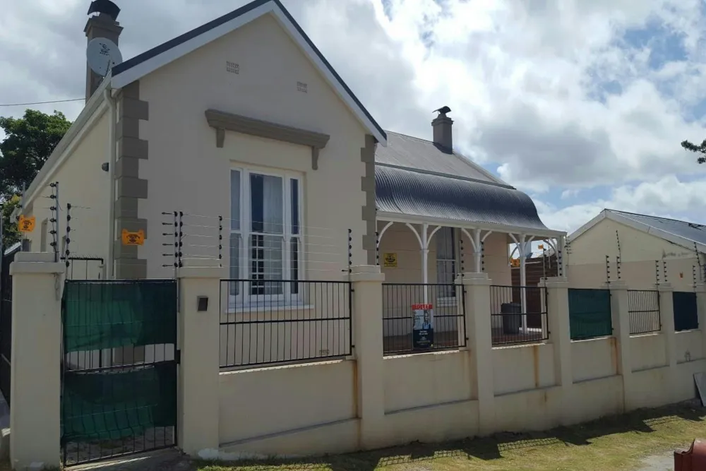 Single-storey house to rent in Sunnyside, Grahamstown, Makhanda - 1GC1752451 Single-storey house to rent in Sunnyside, Grahamstown, Makhanda - 1GC1752451
