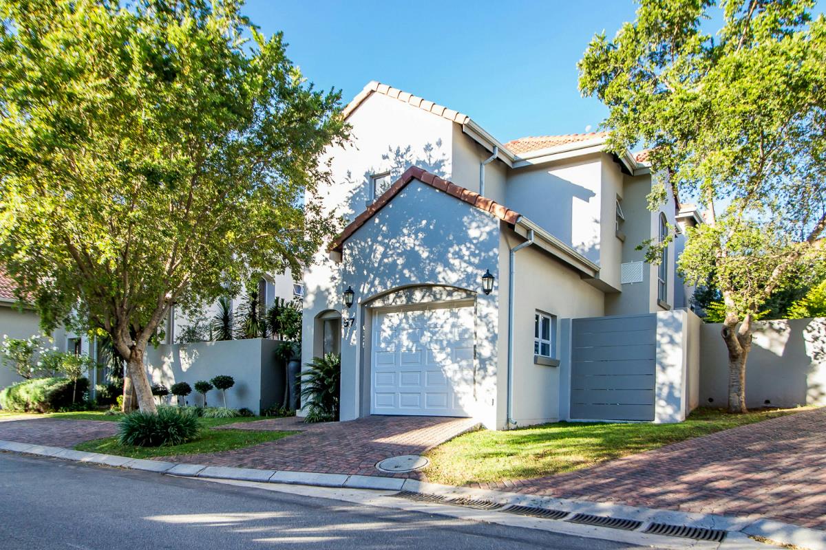 Townhouse for sale in Eagle Canyon Golf Estate - RAN1714941