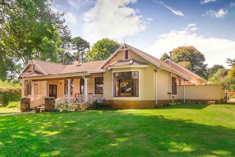 Security complex home sold in Underberg - 1UB1716999 Security complex home sold in Underberg - 1UB1716999