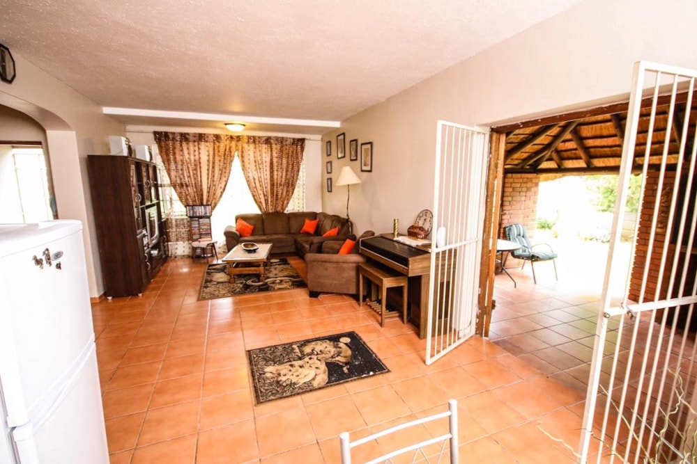 Townhouse for sale in Hutten Heights - 1NW1687407 Townhouse for sale in Hutten Heights - 1NW1687407