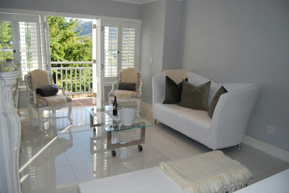 Apartment to rent in Franschhoek - FWL1747025 Apartment to rent in Franschhoek - FWL1747025