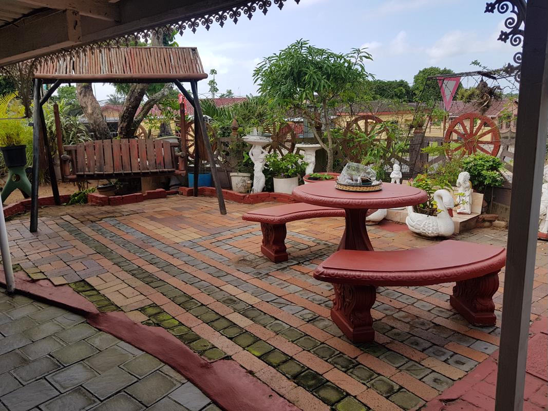 House sold in Brackenham - 1RY1691305