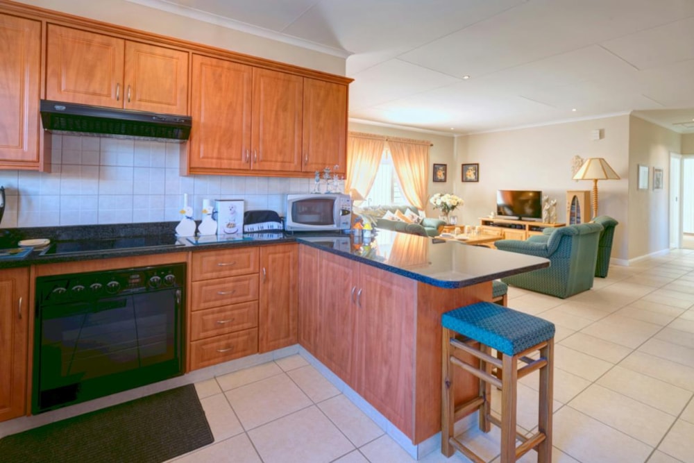 Single-storey house let in Heather Park, George - GEO1702746 Single-storey house let in Heather Park, George - GEO1702746