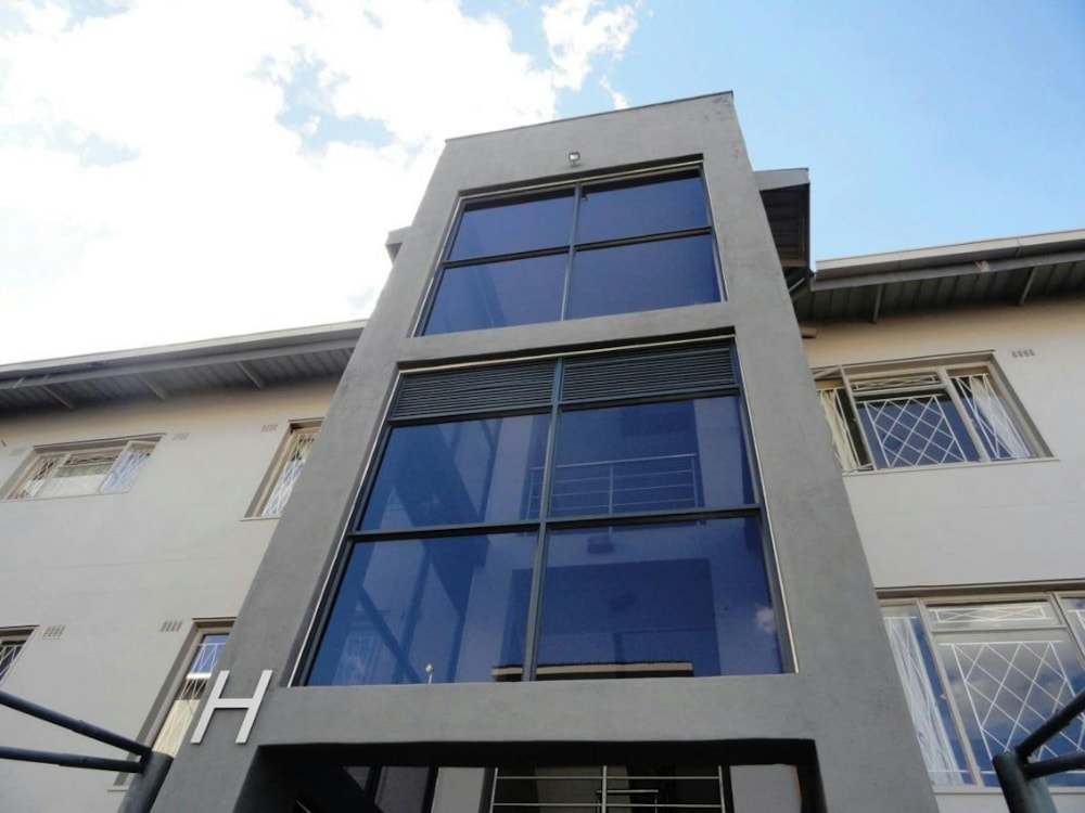 Apartment to rent in Village, Botswana - 3BO1742216