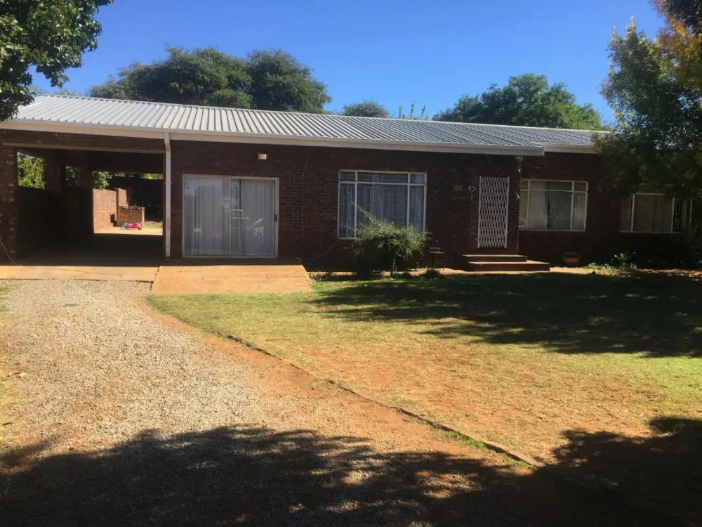 House sold in Kuruman - 1RN1697861 House sold in Kuruman - 1RN1697861
