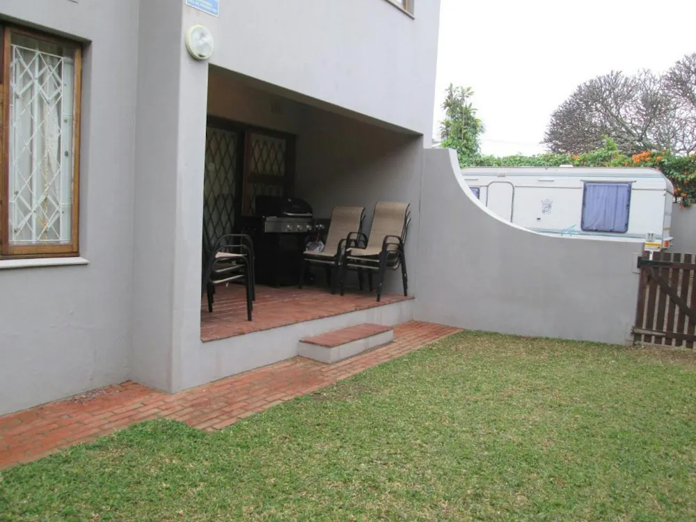 Double-storey apartment for sale in Scottburgh - 1si1735321 Double-storey apartment for sale in Scottburgh - 1si1735321