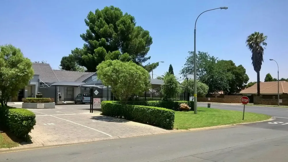 Commercial office to rent in Brackenhurst - 1GV1671019 Commercial office to rent in Brackenhurst - 1GV1671019
