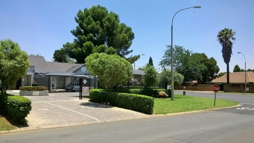 Commercial office to rent in Brackenhurst - 1GV1671019 Commercial office to rent in Brackenhurst - 1GV1671019