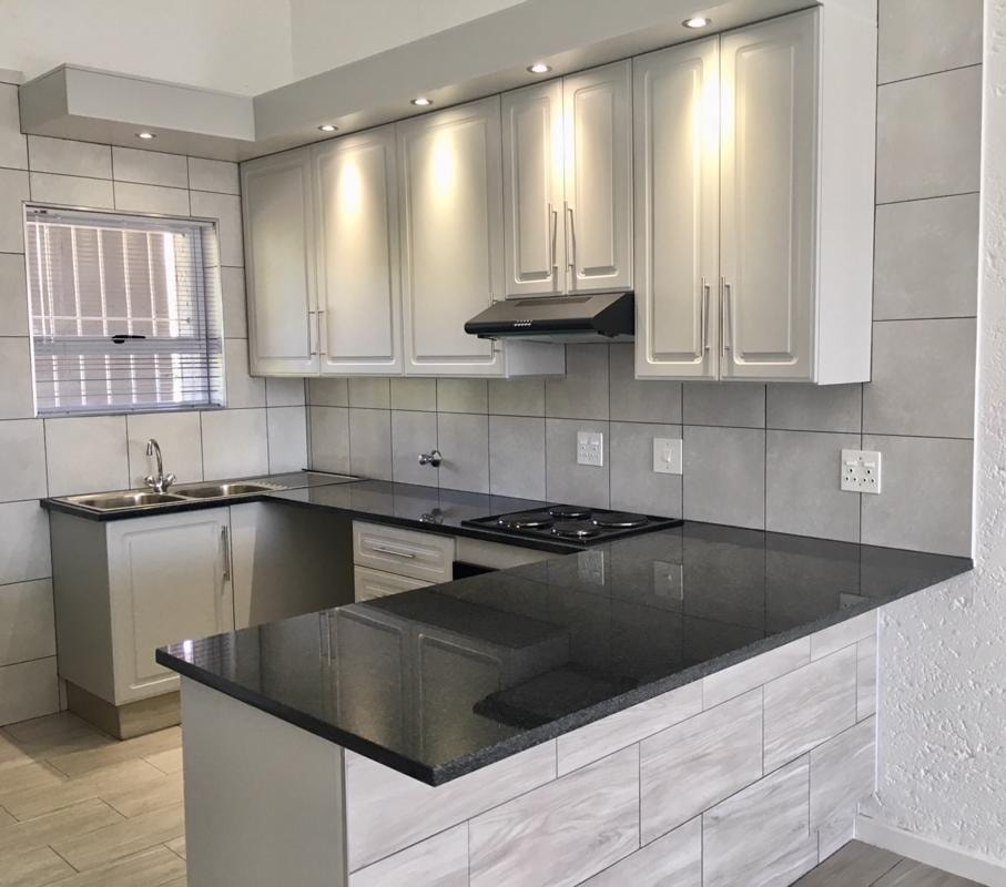 Apartment to rent in Morningside, Sandton - JBL1736738