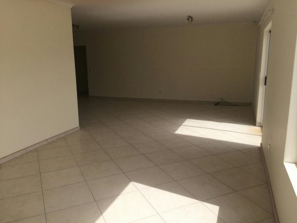 Townhouse let in Mile 4, Namibia - 3NM1714289