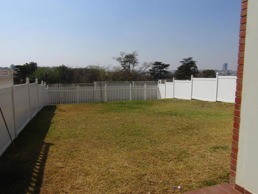 Garden apartment for sale in Barbeque Downs - MR1714212