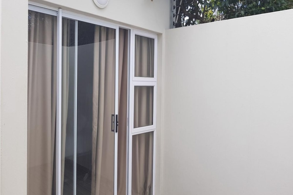 Bachelor apartment let in Grahamstown Central (Makhanda Central) - 1GC1710804 Bachelor apartment let in Grahamstown Central (Makhanda Central) - 1GC1710804