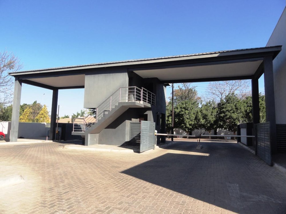 Apartment to rent in Village, Botswana - 3BO1733525 Apartment to rent in Village, Botswana - 3BO1733525