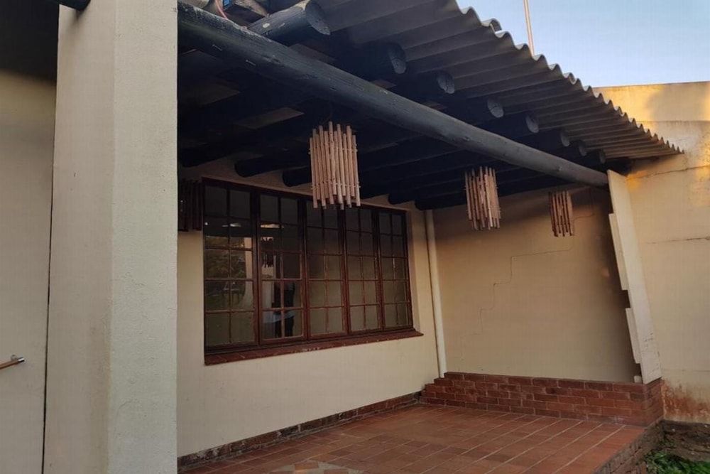 Townhouse to rent in Illovo Glen - 1WB1721552