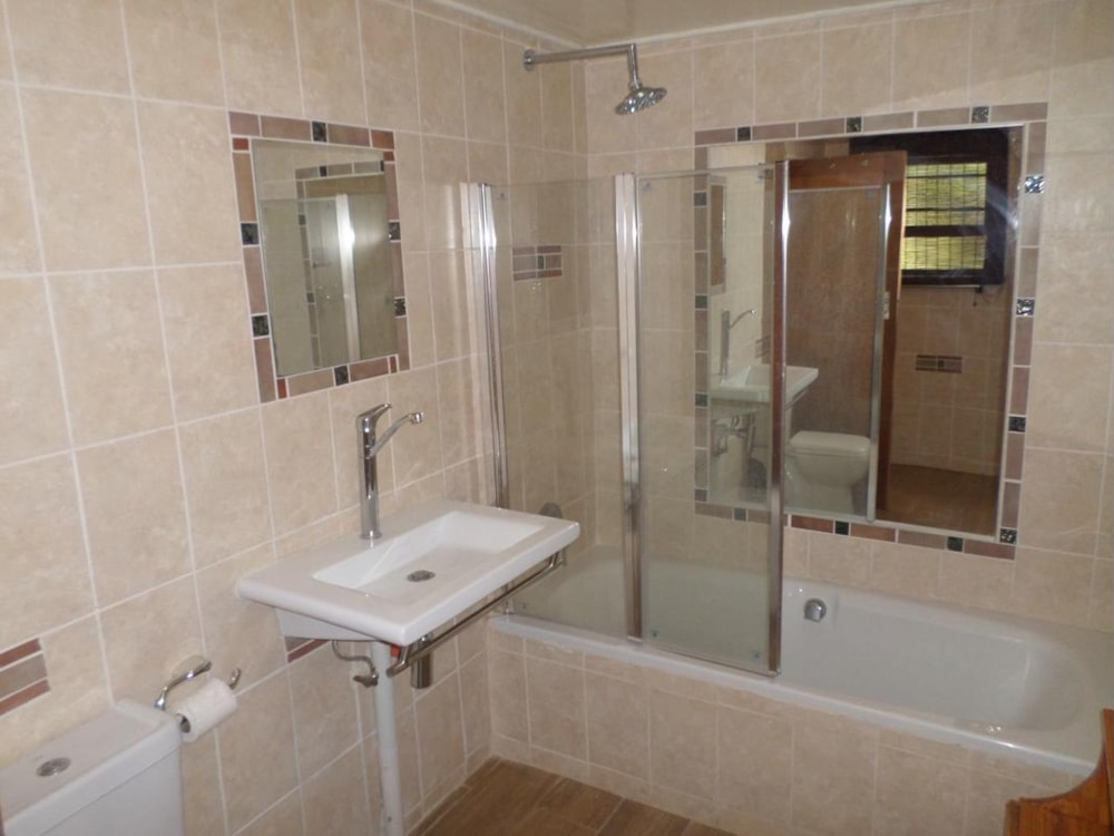 House for sale in Heuwelsig, Bloemfontein - 1BX1738142