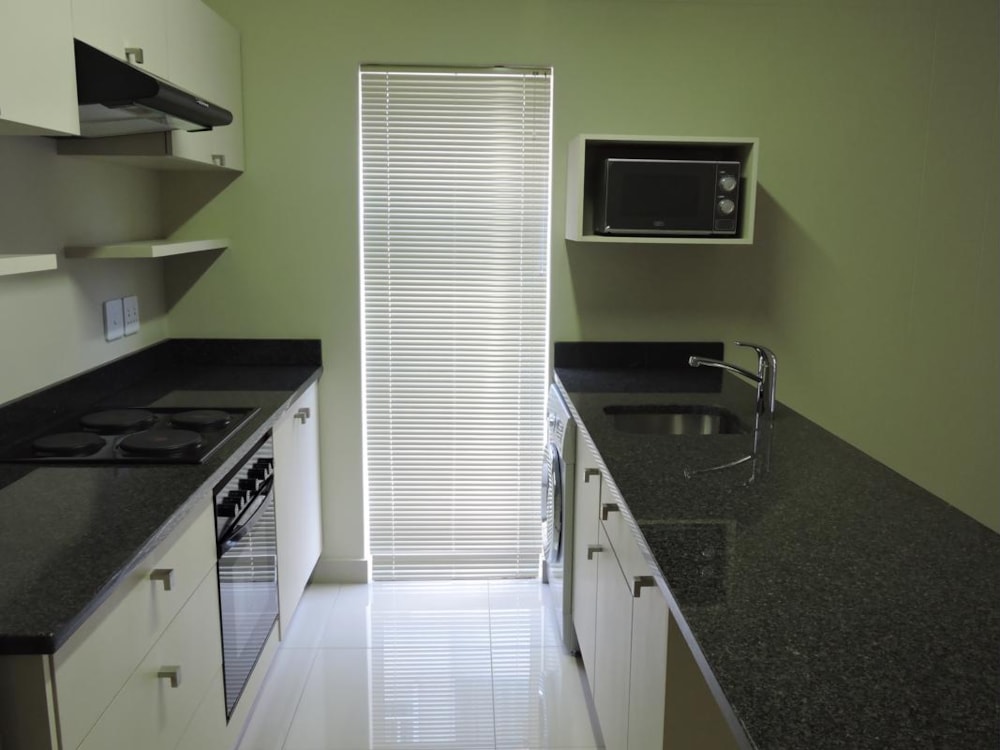 Bachelor apartment to rent in West Hill, Grahamstown, Makhanda - 1GC1710803 Bachelor apartment to rent in West Hill, Grahamstown, Makhanda - 1GC1710803