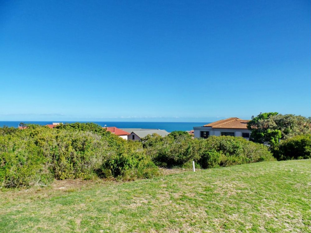 Residential vacant land for sale in Mossel Bay Golf Estate - 1MB1670255