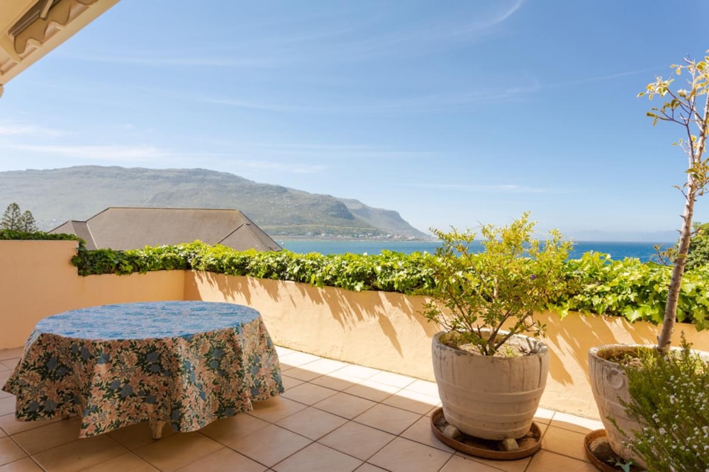 Apartment for sale in Fish Hoek - FH1717393 Apartment for sale in Fish Hoek - FH1717393