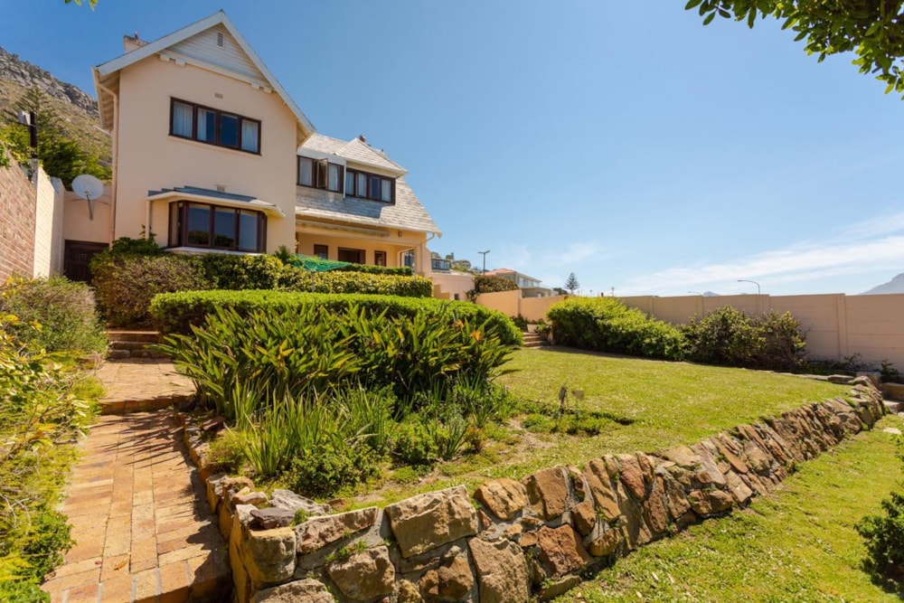 Apartment for sale in Fish Hoek - FH1717393 Apartment for sale in Fish Hoek - FH1717393