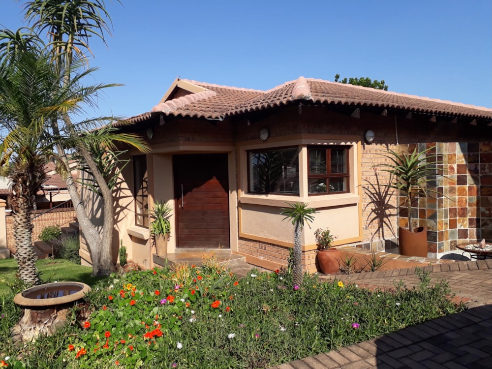 House let in Sonheuwel - 1NS1691823 House let in Sonheuwel - 1NS1691823